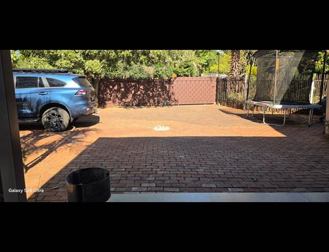 3 BEDROOM HOUSE FOR SALE IN ANNLIN